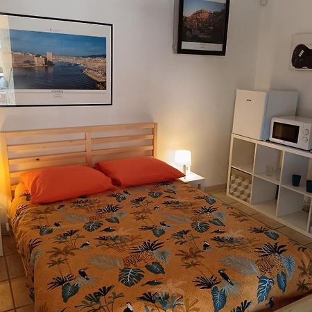 Chambre Privee Avec Piscine Marselha Exterior foto